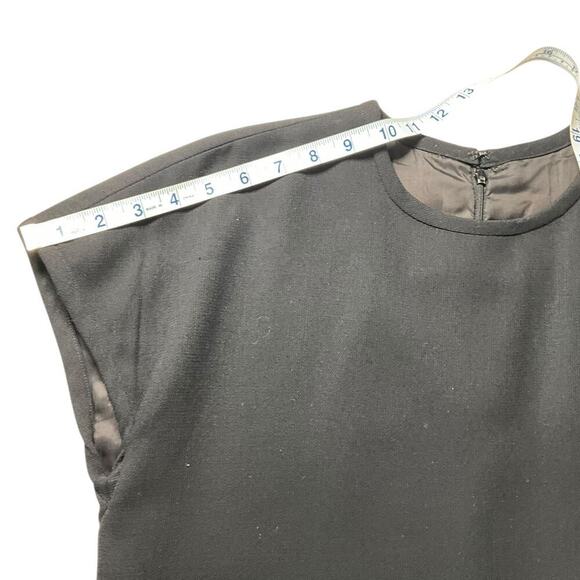 Vintage Carolina Herrera 100% Wool Knee Length Short Sleeve Timeless Size 12 - Picture 9 of 14